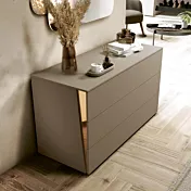 como con specchio bronzo