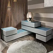 Comò angolare sfalsato, Laccato Ceruleo e Celeste Zenzero Shop