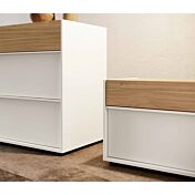 Comò moderno Bali, finitura Bianco laccato opaco e Noce biondo