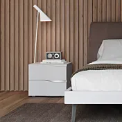 comodino bianco contemporaneo