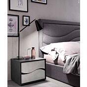 Set moderno composto da comodini e comò, finitura grigio resina chiaro e grigio resina scuro, made in Italy