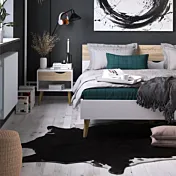 comodino con cassetto