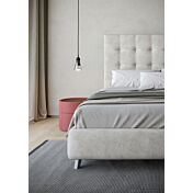 Coppia di comodini di design finitura nobilitato Teak e laccato opaco Porpora