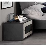 Coppia di comodini moderni, grigio resina chiaro e grigio resina scuro, made in Italy