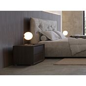 Comodini con apertura push-pull, finitura Nobilitato Teak