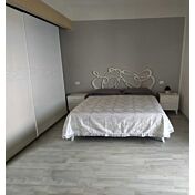 ACQUISTA ANCHE TU Letto matrimoniale con testiera lavorata, finitura bianco opaco