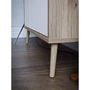 mobile in stile nordico bianco