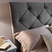 camera classica letto imbottito