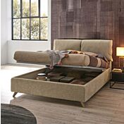 Letto matrimoniale Sugar con cuscini, tessuto Cappuccino con piedini tabacco