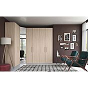 Armadio ad angolo con 7 ante battenti ed una a specchio, finitura Olmo Natura