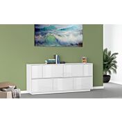 Sala da pranzo composta da vetrina, tavolo e credenza finitura bianco lucido