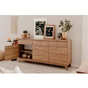 Credenza di design in finitura bamboo con tre ante e tre cassetti