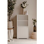 Spazioso Mobile multiuso con un'anta e 4 ripiani