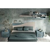 Letto matrimoniale Mare dettaglio sulla testata in finitura Noce brina e Rovere gesso