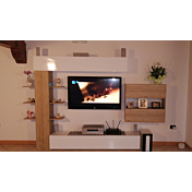 Parete con pensili, libreria e vano a giorno, Bianco Laccato Lucido e Rovere cadiz