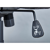 Poltrona da ufficio regolabile in altezza, funzionale colore grigio scuro