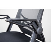 Poltrona da ufficio, nera con seduta imbottita