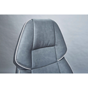 Poltrona da ufficio, grigia lavorazione tono su tono