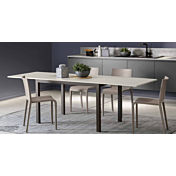 Tavolo quadrato allungabile Elton in finitura Frassino dorian e Bronzo tecno