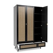 Armadio nero a 3 ante battenti e 2 cassetti, dettagli finitura Oro