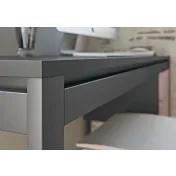 scrivania grigia ragazze