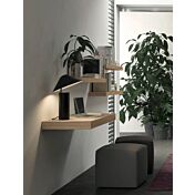 Scrivania sospesa in finitura Noce, zona studio per camere e camerette