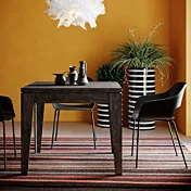 tavolo quadrato legno bruciato