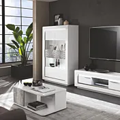 vetrina con due nate innovativa