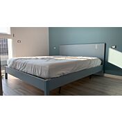 Moderno Letto matrimoniale in finitura Cadaques