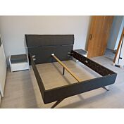 Conveniente Letto imbottito Titanium in ecopelle antracite