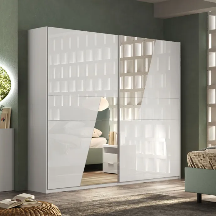 Armadio scorrevole in finitura Bianco lucido con specchi diagonali bronzati Zenzero Shop