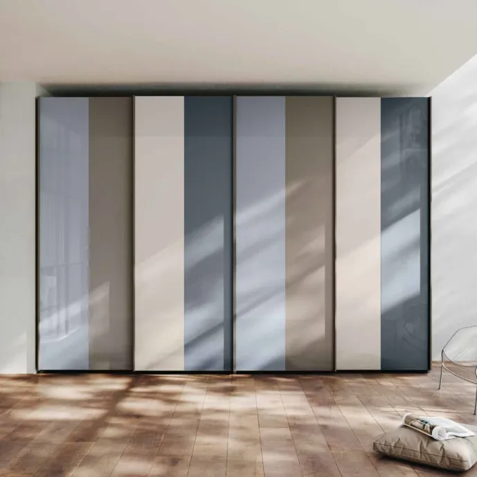 armadio laccato azzurro