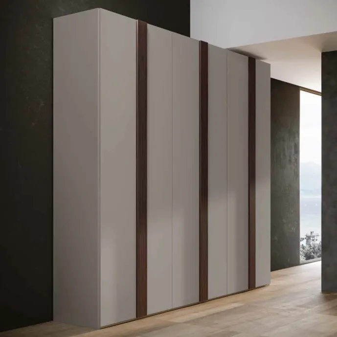 armadi battenti grigi