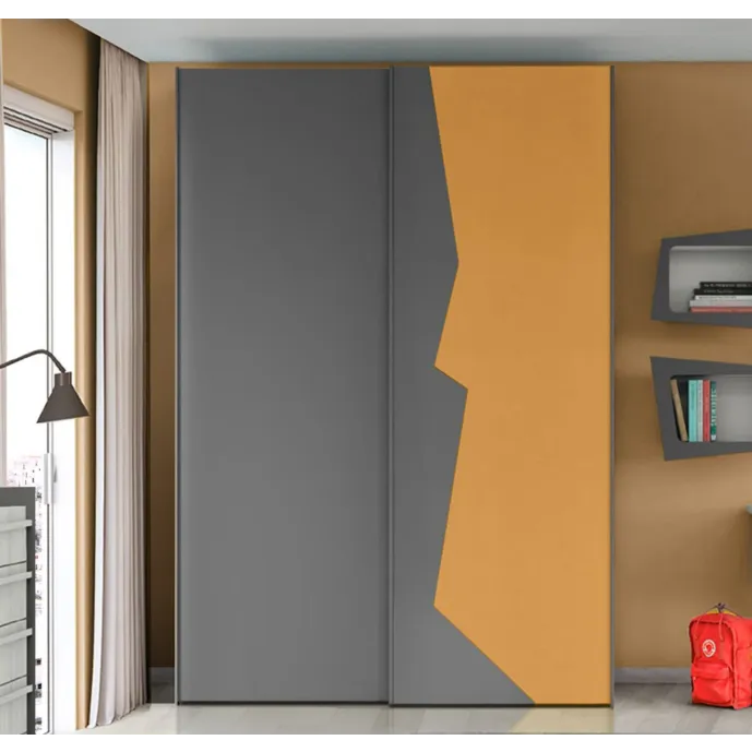 armadio scorrevole grigio e arancio