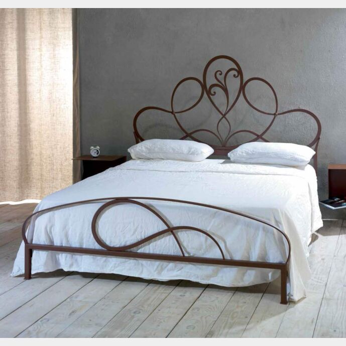 Letto in ferro battuto Bartok effetto corten, made in Italy