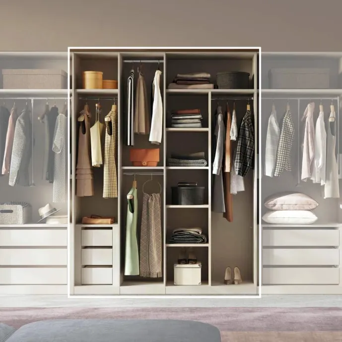 cabina a giorno con scaffali