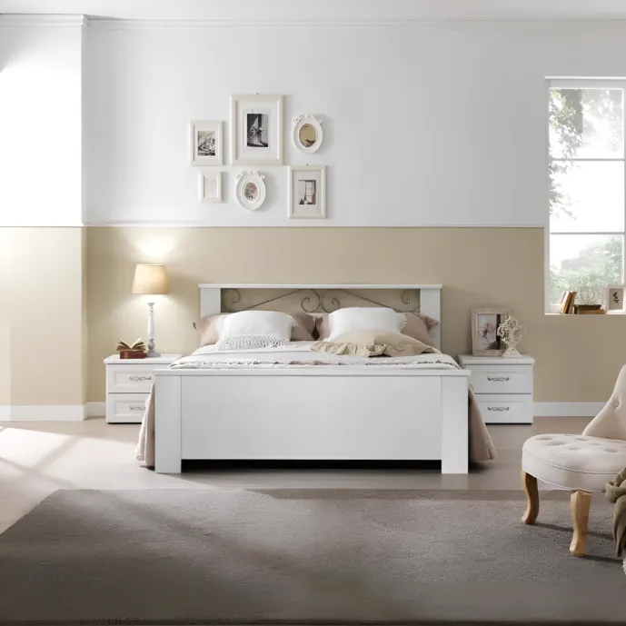 camera bianca classica