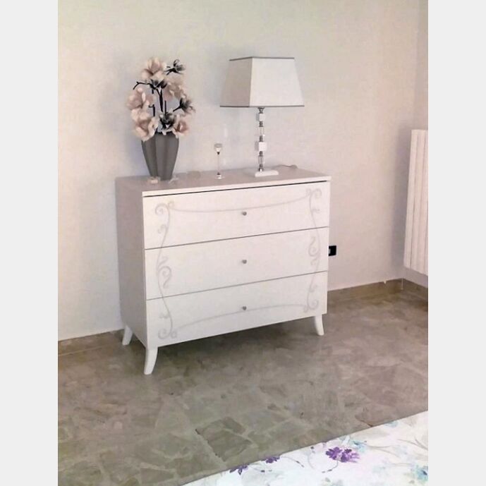 Comò contemporaneo con serigrafia frontale bianco avatar