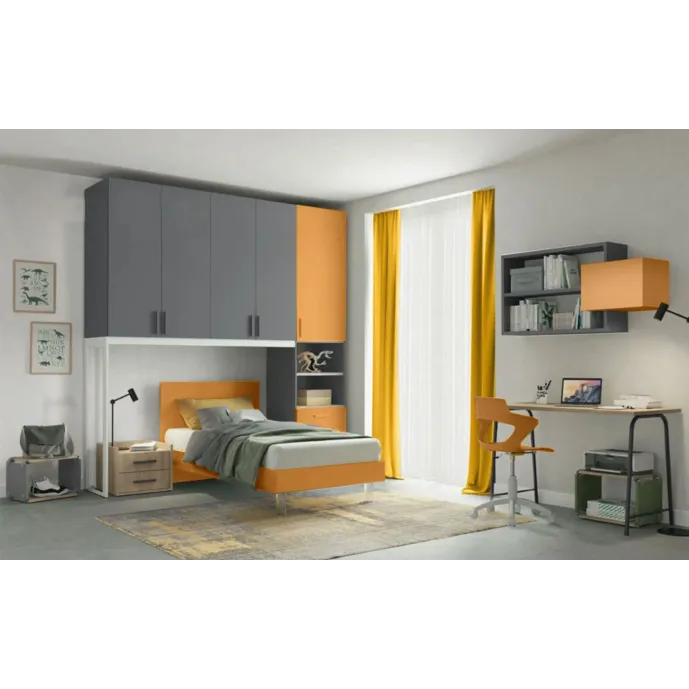 Armadio a ponte grigio e miele