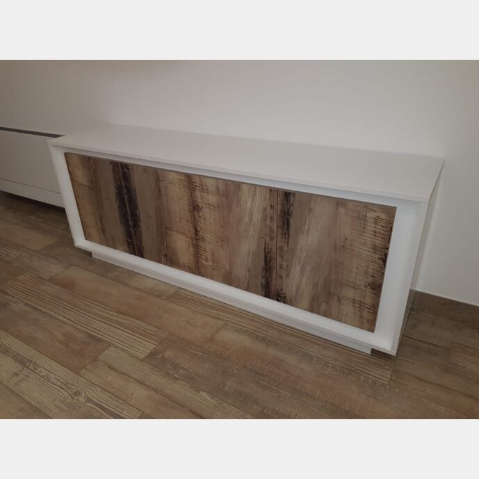 Madia di Design con zoccolo, 4 ante Pero e Bianco Opaco