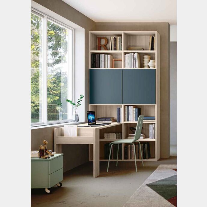 Zona studio moderna con libreria e scrivania finitura Petrolio, Orzo e Olmo