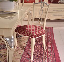 Sedia Tappezzata Finitura Avorio Patinato e Argento