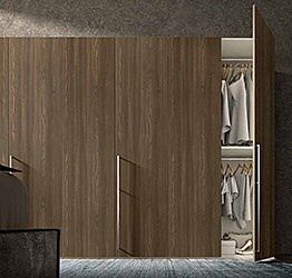 Armadio a 6 ante battenti Noce moro con ante da 60 cm