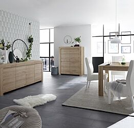 Sala di design composta da Madia alta, Madia 4 ante e Tavolo allungabile, finitura Rovere Cadiz