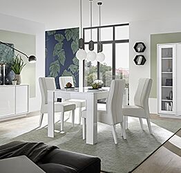 Soggiorno moderno composto da una vetrina, una madia  e un tavolo in finitura Bianco lucido