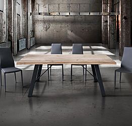 Tavolo Scortecciato Fisso in Massello con Nodo Aperto sp.4cm