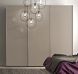 Armadio moderno a 3 ante scorrevoli in finitura Visone