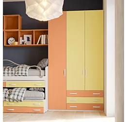 Armadio 3 ante 2 cassetti, L.137 H.247, Giallo, Albicocca e Nuvola frassino Zenzero Shop