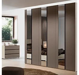 Armadio moderno 6 ante battenti, Bianco altea e Bronzo, con specchi