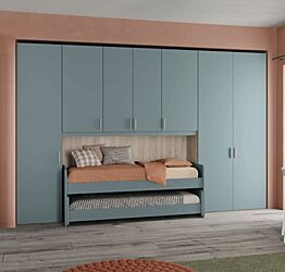 Armadio a ponte con 7 ante battenti in finitura Cadaques